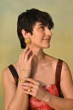 Solar Flare Studs