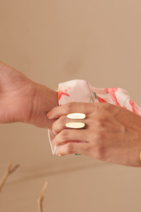 Contour Ring